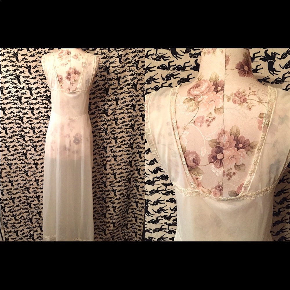 Vintage 1950s Long Slip Romantic Nightgown by Carillon Retro Boho small - Picture 4 of 5
